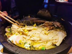 -鸣记脆皮烤鱼·海鲜烤鱼(三八广场店)