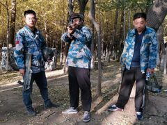 -亲兄弟真人CS团建拓展基地