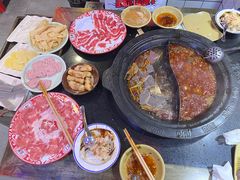 -宽板凳老灶火锅(南礼士路店)