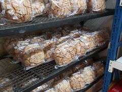 -秀云俄罗斯列巴屋(军星小区店)