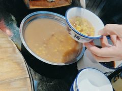 -鱼窝棚柴火铁锅炖(富山屯店)