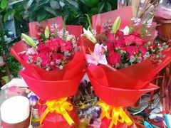 -万卉源鲜花店(百尚生活广场店)