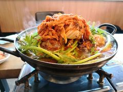 土豆排骨火锅-喇喇排骨火锅·传统韩式脊骨汤(望京西园总店)