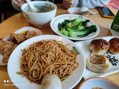 -陈家生煎(世茂双子塔店)