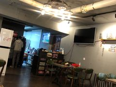 大堂-猫头鹰炸鸡
