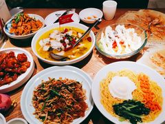 -宽鲜锅贴家常菜(永旺东部购物中心香港中路店)