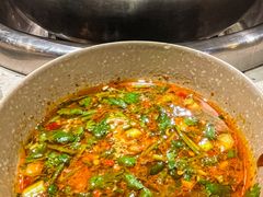 -肖肖酸萝卜鱼火锅(总店)