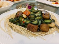 -鹿鸣酒家(越秀店)