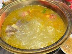 -香山湖家家宴(中山陵店)