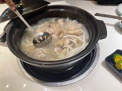 -东椰·海南椰子鸡火锅(朝阳门店)