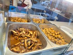 -老鼎万春卤菜(五代传承创始老店)