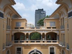 -胡志明市美术馆