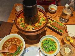 薄荷牛肉卷-一坐一忘云南菜(嘉里中心店)