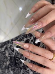 -艾珂·美甲美睫