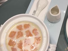 -燕庭·纯燕窝·甜品下午茶(南京西路店)