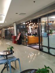 -FRIDAY星期五专业美发沙龙