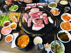 -Dombe豚(黑猪肉街店)