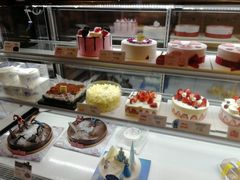 -巴黎贝甜(大宁国际商业广场店)