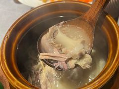 -吴越荣记苏州菜·松鼠桂鱼100%活鱼现做(斜塘老街店)