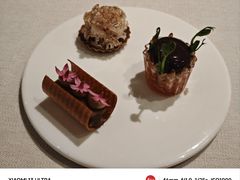 -The Georg(东华门店)