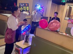 -海底捞火锅(曹安公路店)