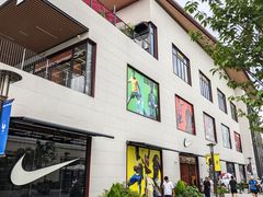-NIKE上海青浦换季优惠店