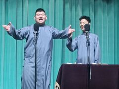 -周末相声俱乐部