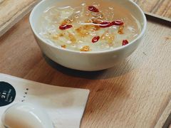 桃胶凉粉-炖物24章·顺时轻养茶(杭州大厦店)