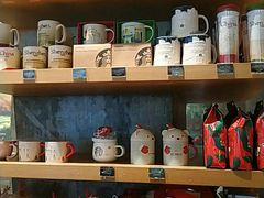 零售区-星巴克(深圳梅林虹湾店)