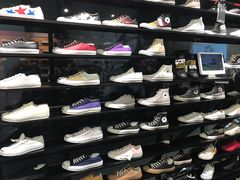 -ABC MART(心斎橋店)