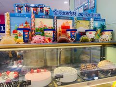 面包甜点陈列柜-DQ·蛋糕·冰淇淋(虹口龙之梦店)