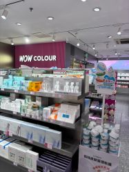 -WOW COLOUR