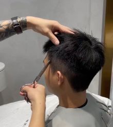 -Kraemer Paris  苏豪路易士·嘉玛发廊