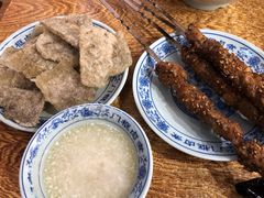 老北京炸灌肠-门框胡同百年卤煮(新街口店)