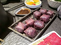 -三出山火锅(南京万象天地店)
