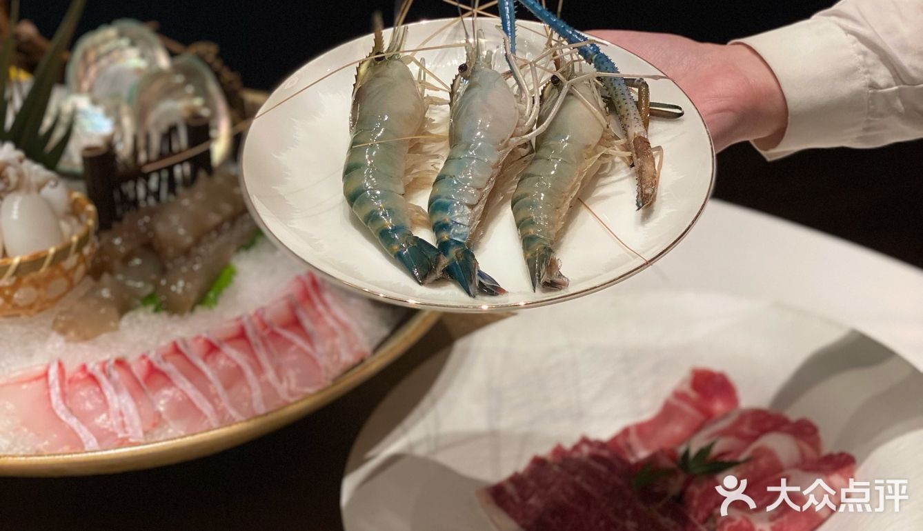 连续4年黑珍珠的鲍鱼火锅，究竟有何高明之处❓