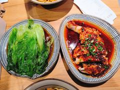 -蟹黄鱼·海派深夜面馆(巨鹿路店)