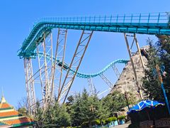 -七彩云南欢乐世界