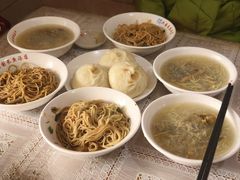 蟹黄包-兴国长鱼汤店