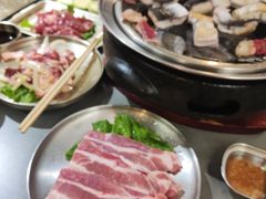 -围炉肉舍丹东海鲜烤肉·烤活鳗(步行街店)