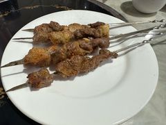 烤羊肉串-赵氏牛肉罩火烧