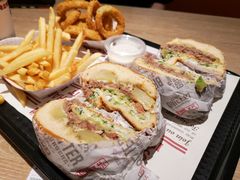 -The Habit Burger Grill 哈比特汉堡(复兴soho店)