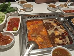 -海底捞火锅(国奥村店)