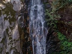 -燕子河大峡谷天坑仙境
