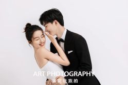 -纪梵希旅拍婚纱摄影(大连总店)