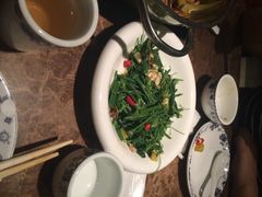 蛙蛙叫干锅年代(东直门簋街店)-蛙蛙叫干锅年代(簋街总店)