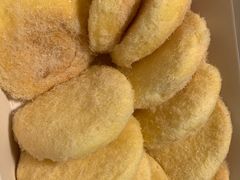 鳕贝-鲍师傅糕点(江苏路店)