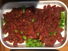 -牛小嫩串串火锅(老国贸总店)