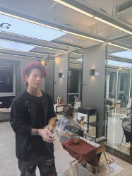 -藤野造型烫发染发