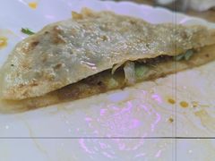 -溢心园香河肉饼总店